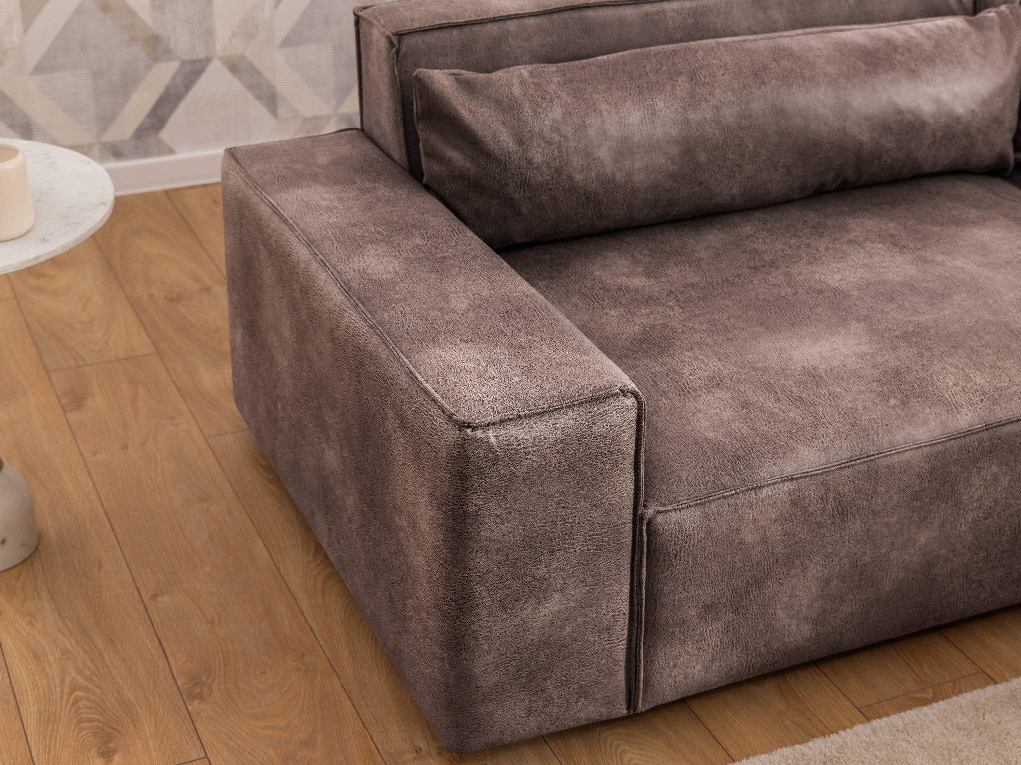 Kampinė sofa KURDUROJUS TOBAGO