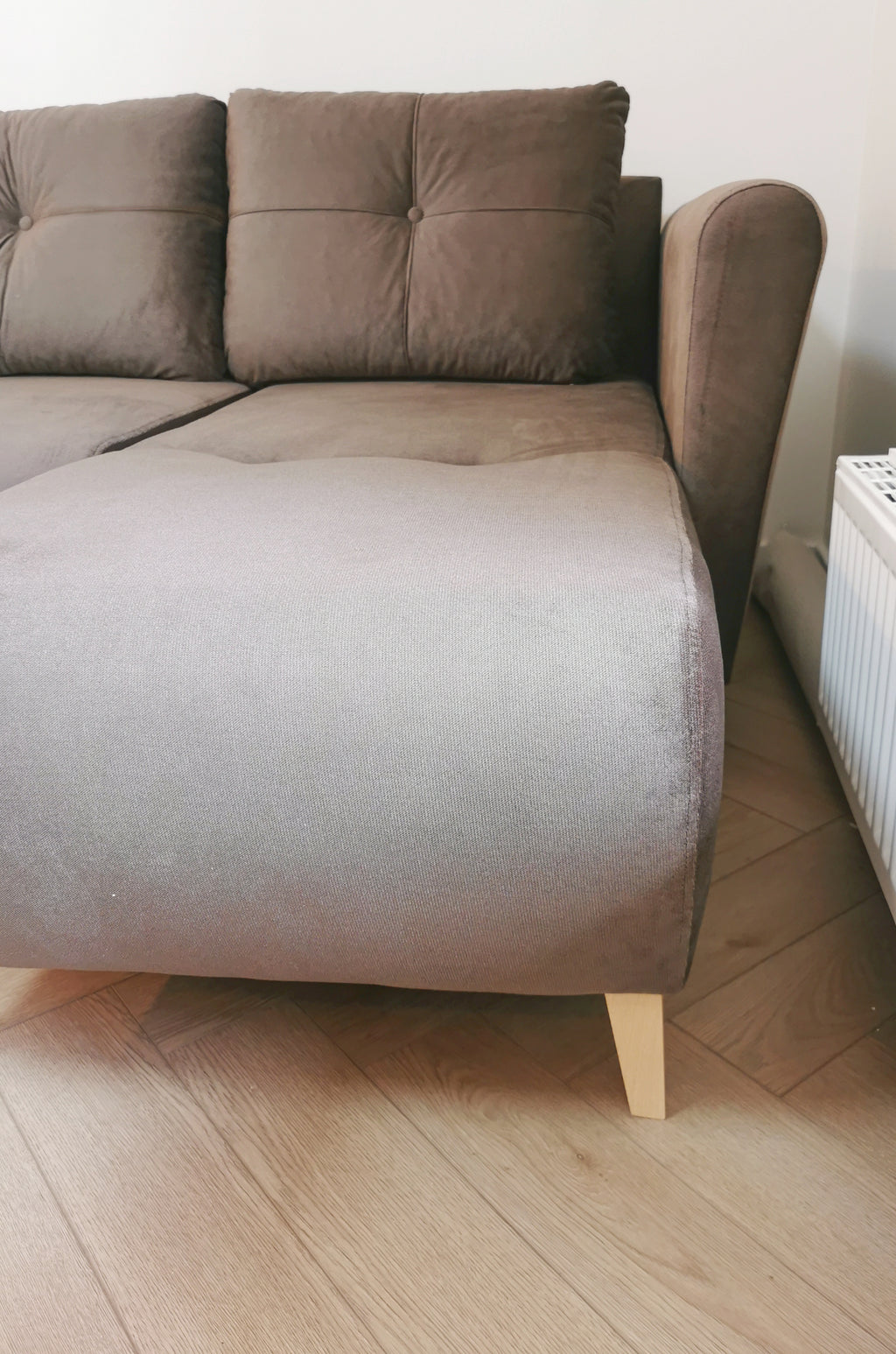 Kampinė Sofa - lova VIVARA